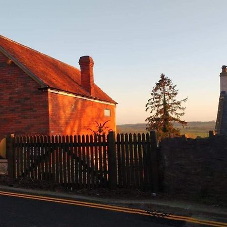 グラストンベリー The Hayloftヴィラ エクステリア 写真